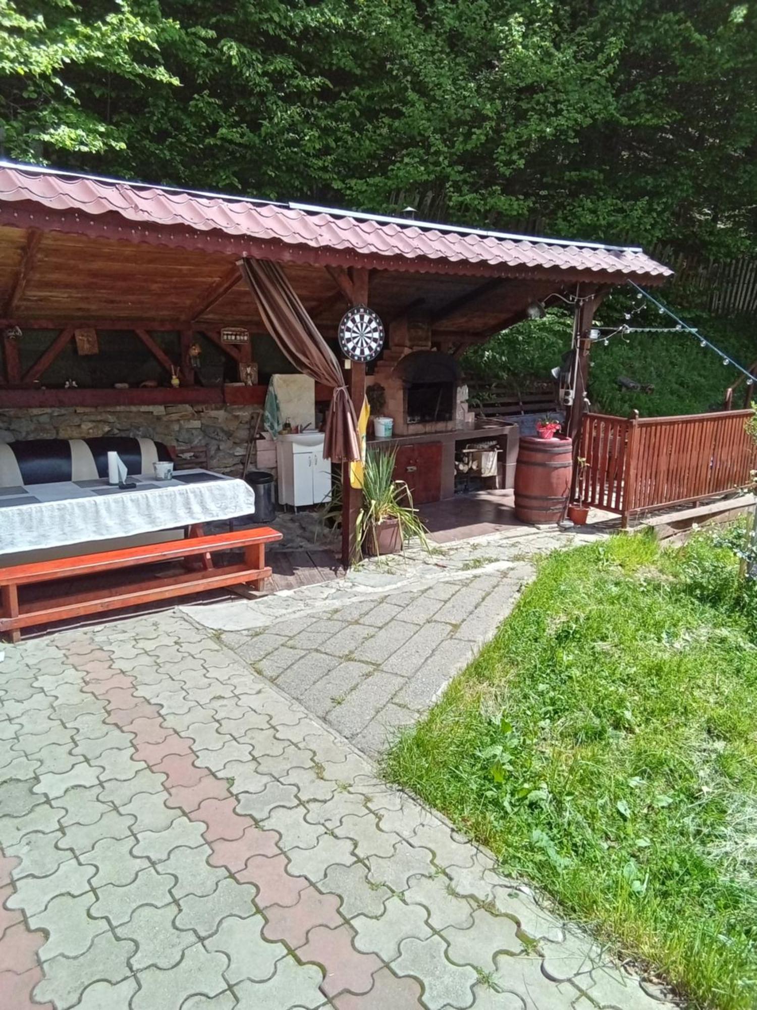 Casa Ozon Hotel Vulcan  Buitenkant foto